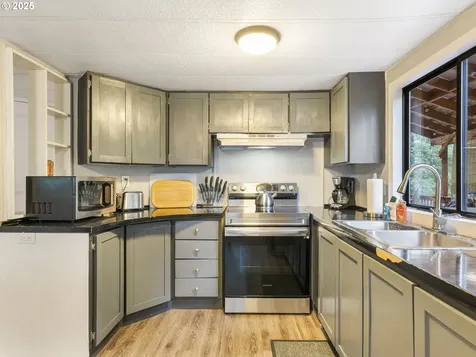 53176 E Sylvan Way Sandy OR 97055