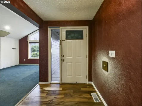 1909 9th Street Oregon City OR 97045