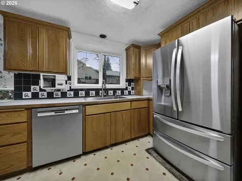 1909 9th Street Oregon City OR 97045