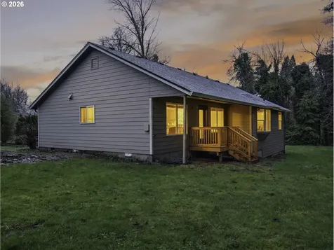 1909 9th Street Oregon City OR 97045