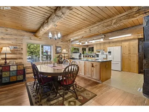 140643 Kamloop Lane Gilchrist OR 97737