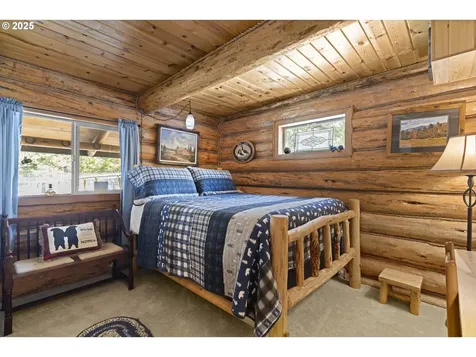 140643 Kamloop Lane Gilchrist OR 97737