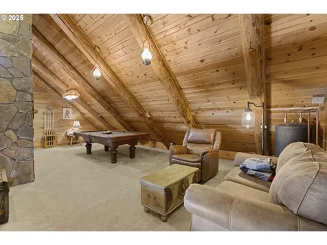 140643 Kamloop Lane Gilchrist OR 97737