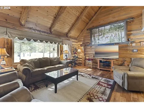 140643 Kamloop Lane Gilchrist OR 97737