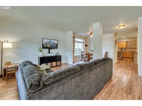 168 Mable Lane Woodland WA 98674