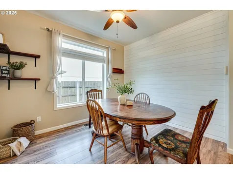 168 Mable Lane Woodland WA 98674