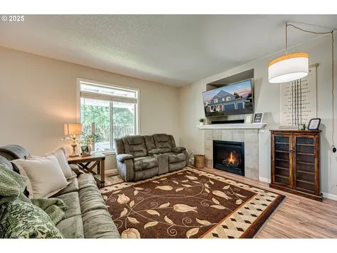 168 Mable Lane Woodland WA 98674