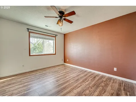 168 Mable Lane Woodland WA 98674