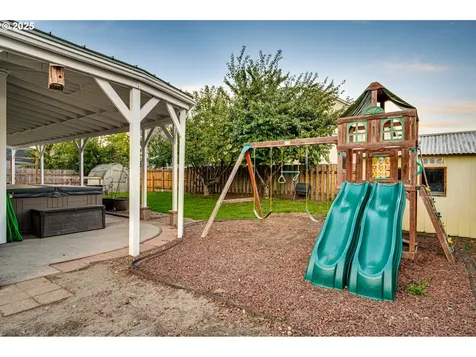 168 Mable Lane Woodland WA 98674