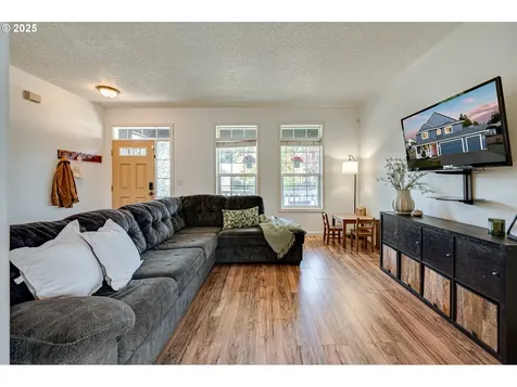 168 Mable Lane Woodland WA 98674