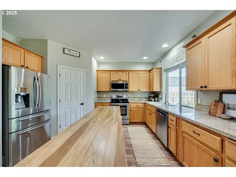 168 Mable Lane Woodland WA 98674