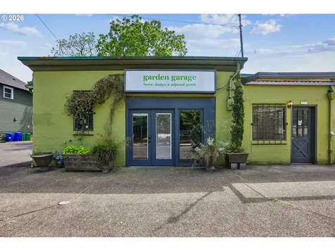 1114 SE Clay Street Portland OR 97214