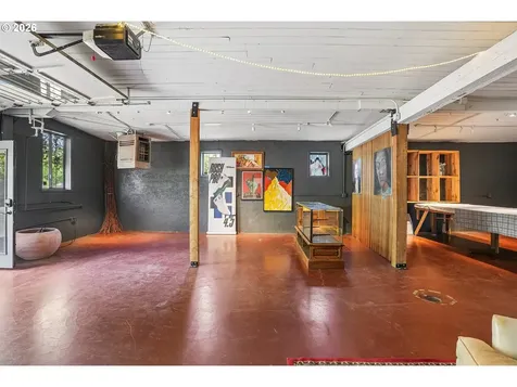1114 SE Clay Street Portland OR 97214