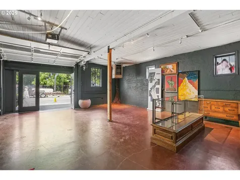 1114 SE Clay Street Portland OR 97214