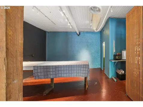 1114 SE Clay Street Portland OR 97214