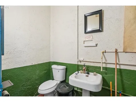 1114 SE Clay Street Portland OR 97214