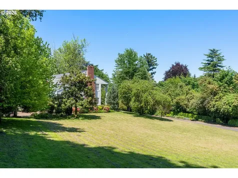 11385 S Riverwood Road Portland OR 97219