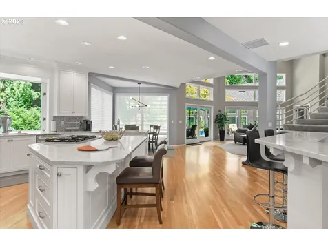 4221 SW Selling Court Portland OR 97221