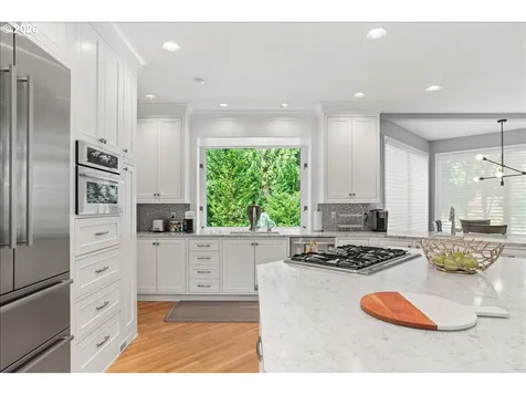 4221 SW Selling Court Portland OR 97221
