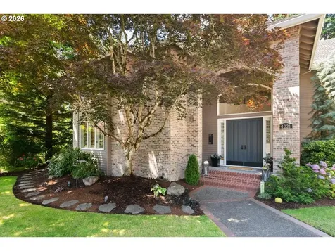 4221 SW Selling Court Portland OR 97221