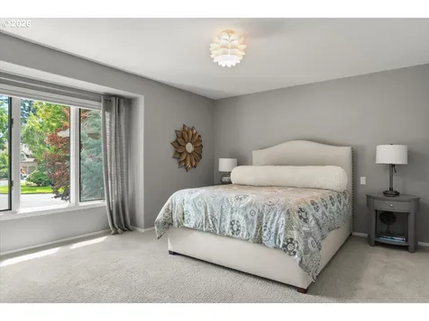 4221 SW Selling Court Portland OR 97221
