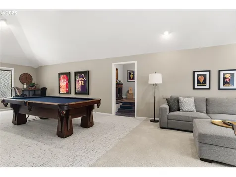 4221 SW Selling Court Portland OR 97221