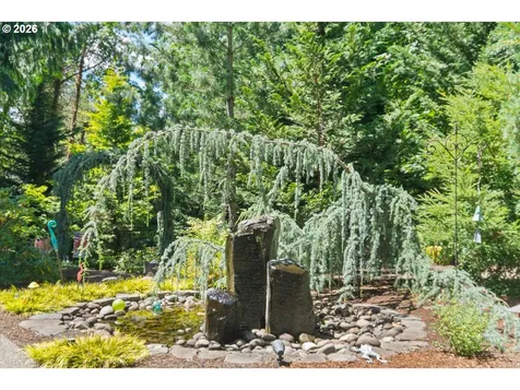 4221 SW Selling Court Portland OR 97221