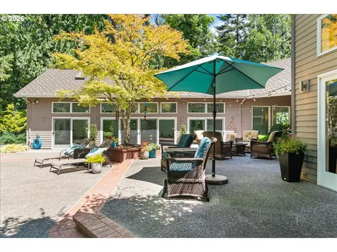 4221 SW Selling Court Portland OR 97221