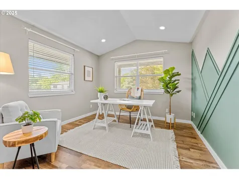 6902 SW Taylors Ferry Road Portland OR 97223