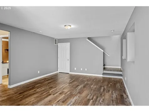 6902 SW Taylors Ferry Road Portland OR 97223