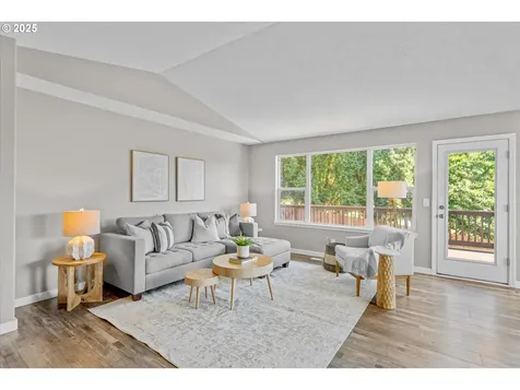 6902 SW Taylors Ferry Road Portland OR 97223