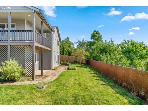 6902 SW Taylors Ferry Road Portland OR 97223