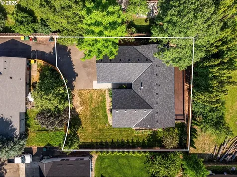 6902 SW Taylors Ferry Road Portland OR 97223