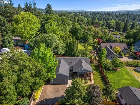6902 SW Taylors Ferry Road Portland OR 97223