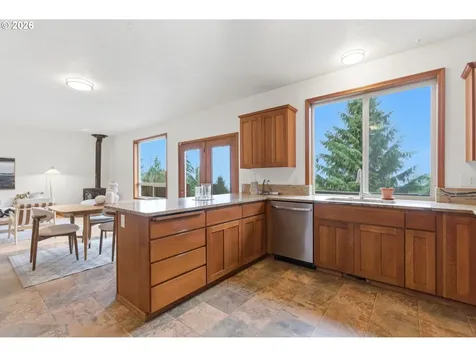 73478 Debast Road Rainier OR 97048