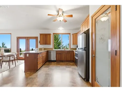 73478 Debast Road Rainier OR 97048