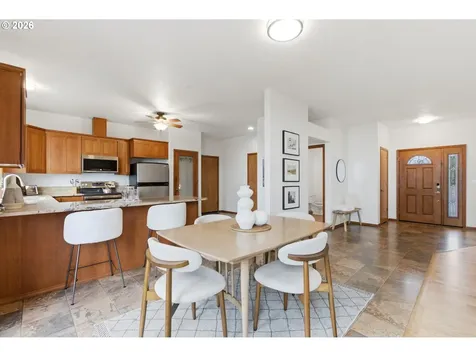 73478 Debast Road Rainier OR 97048