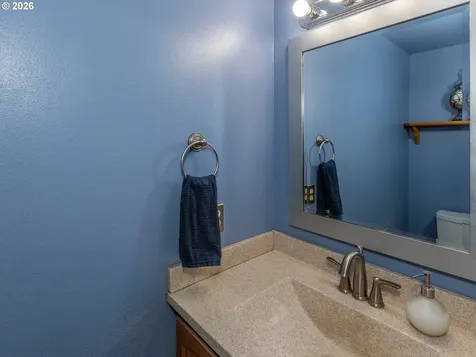 15720 NE 12th Way Vancouver WA 98684
