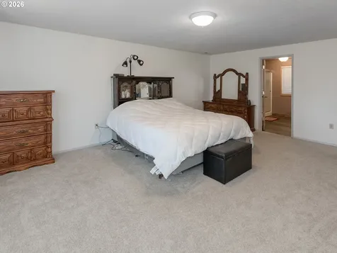 15720 NE 12th Way Vancouver WA 98684