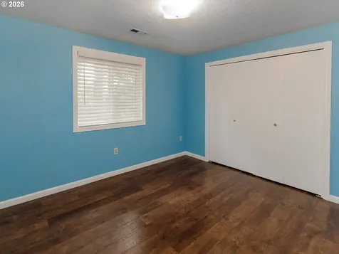 15720 NE 12th Way Vancouver WA 98684