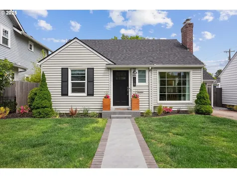 118 E 36th Street Vancouver WA 98663