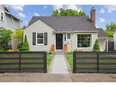 118 E 36th Street Vancouver WA 98663