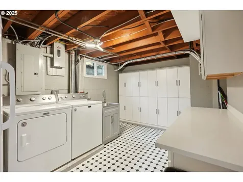 118 E 36th Street Vancouver WA 98663