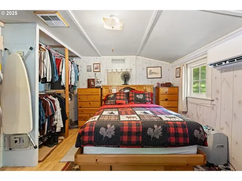 11235 S Myrtle Road Myrtle Creek OR 97457