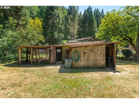 11235 S Myrtle Road Myrtle Creek OR 97457