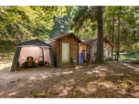 11235 S Myrtle Road Myrtle Creek OR 97457