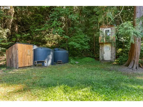11235 S Myrtle Road Myrtle Creek OR 97457