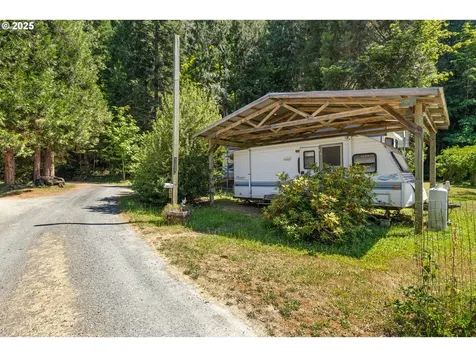 11235 S Myrtle Road Myrtle Creek OR 97457
