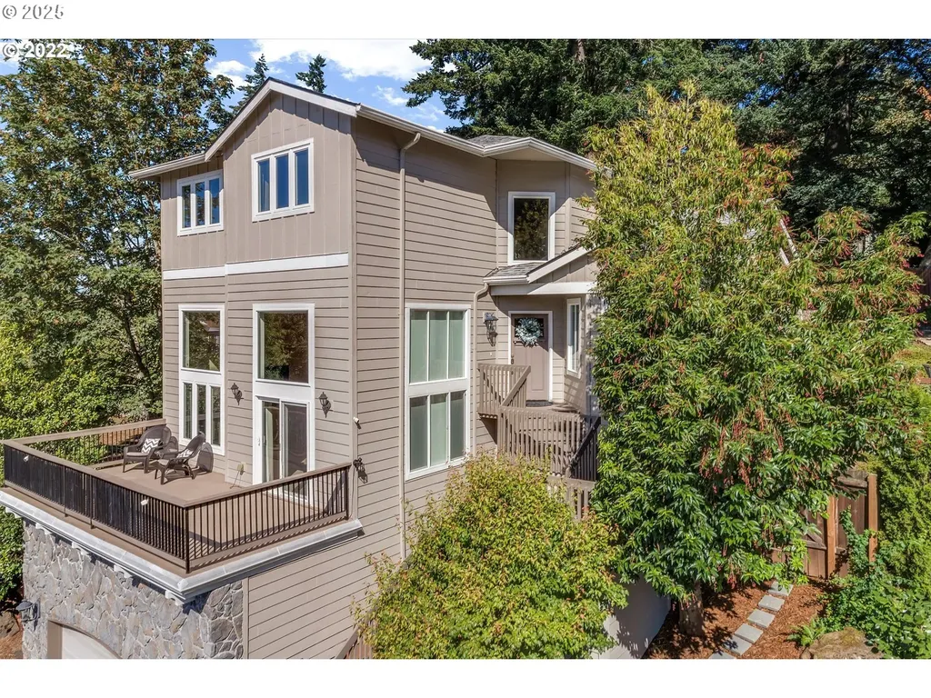 13307 SE Woodland Circle Happy Valley OR 97086