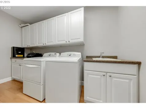 13307 SE Woodland Circle Happy Valley OR 97086
